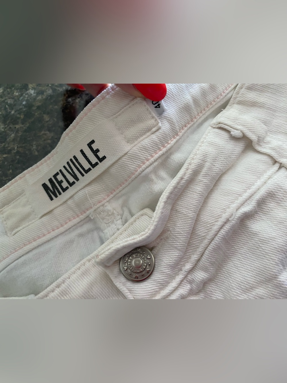 Brandy Melville white stretchy denim jean shorts. - Picture 3 of 8